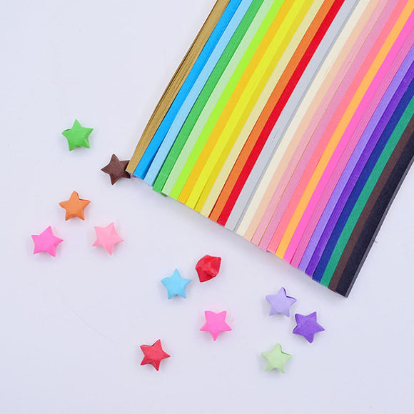 Folding Lucky Star Origami Paper
