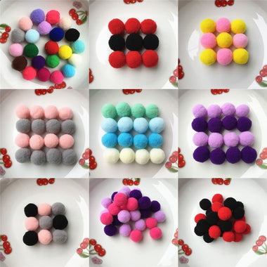Vivid Pompom Fur