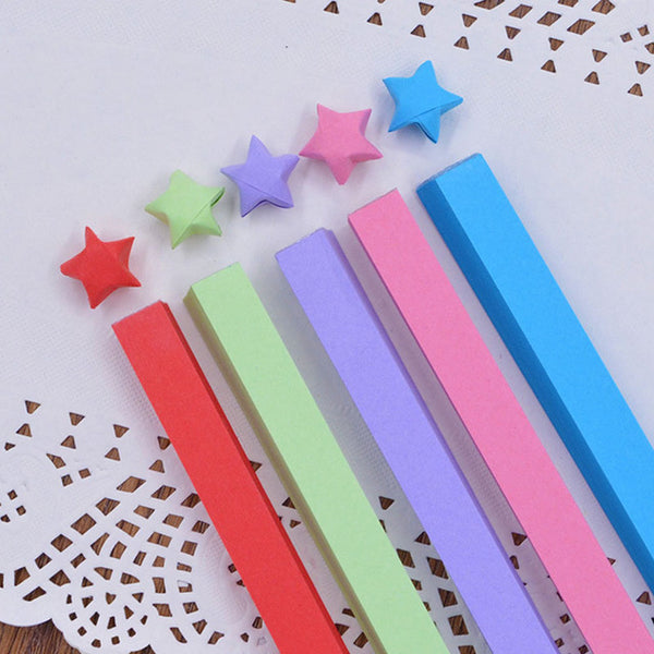 Folding Lucky Star Origami Paper