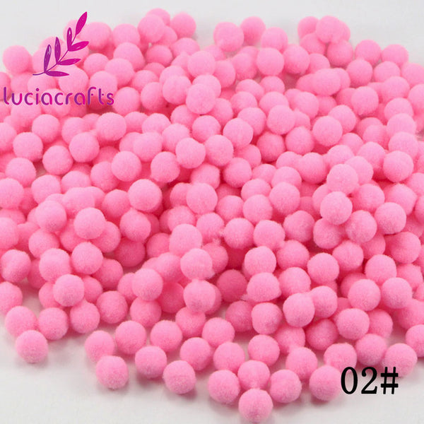 Kids DIY Pompom Balls