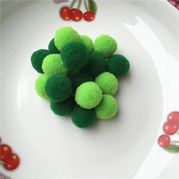Vivid Pompom Fur